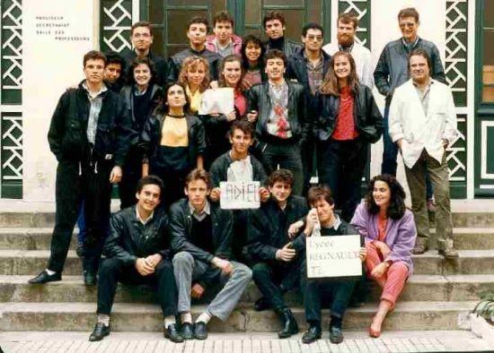 r_1985-1986_term d.jpg - Lycée Regnault - TANGER / MAROC - Année scolaire: 1985-86 -Classe : Terminale DPhoto communiquée par Jacques Combaz 